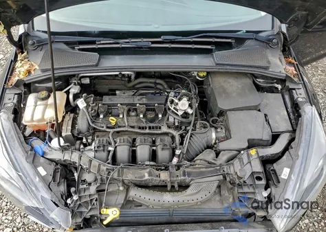 2016 Ford Focus Se z USA, uszkodzony, nr VIN 1FADP3F2XGL374606